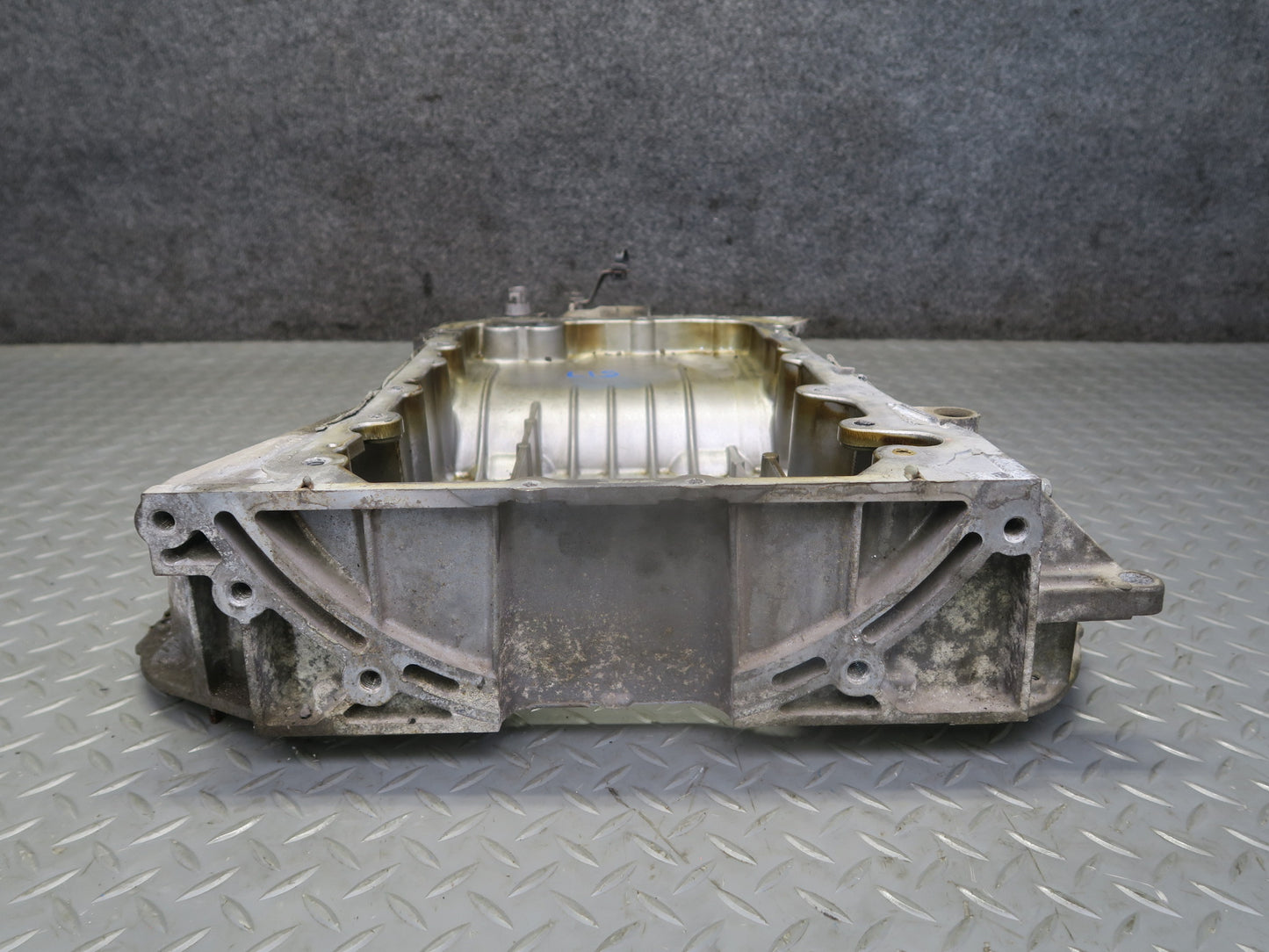 06-13 Lexus GSE20L IS250 2.5L 4GRFSE Engine Motor Upper Oil Pan OEM