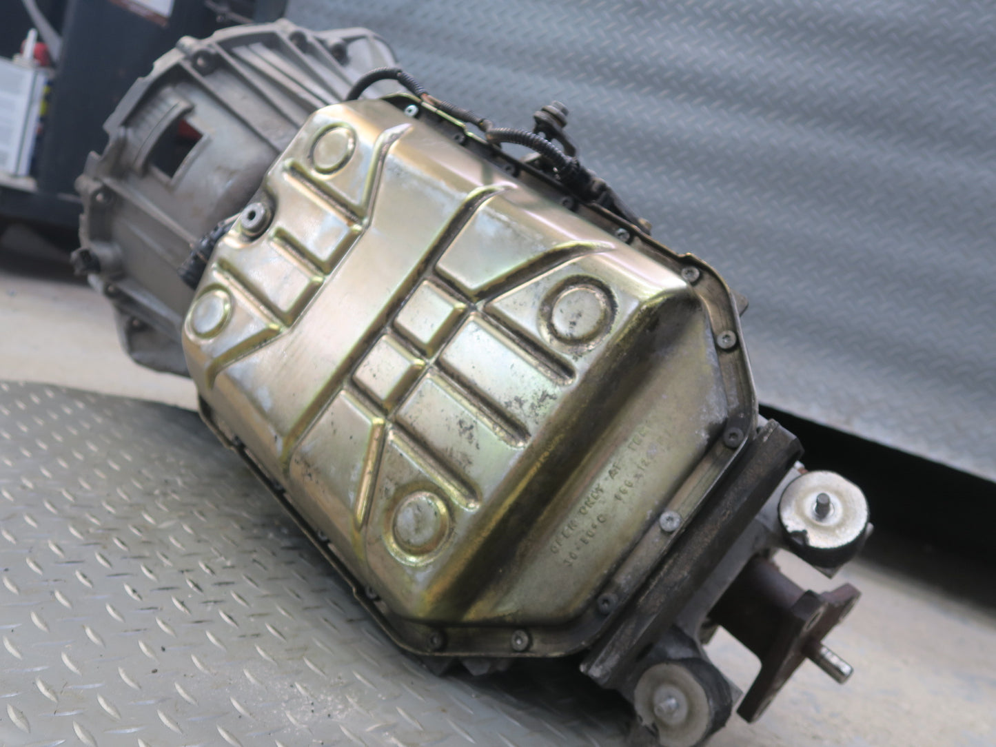 99-03 BMW E39 540ia M62 A5S440Z 5HP-24 A/T Automatic Transmission 1423304 OEM