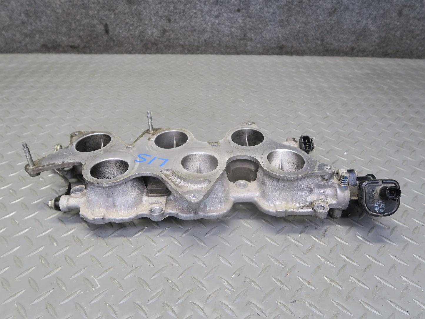 06-13 Lexus GSE20L IS250 4GRFSE 2.5L Lower Air Intake Manifold 90K Miles OEM