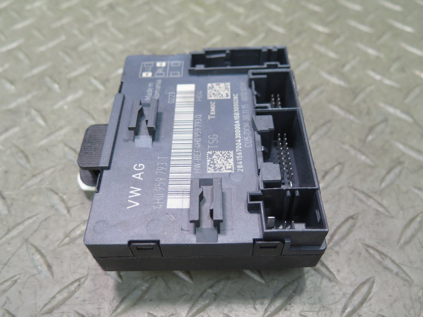 2011-2016 Porsche Cayenne 958 Front Left Door Control Module 4H0959793T