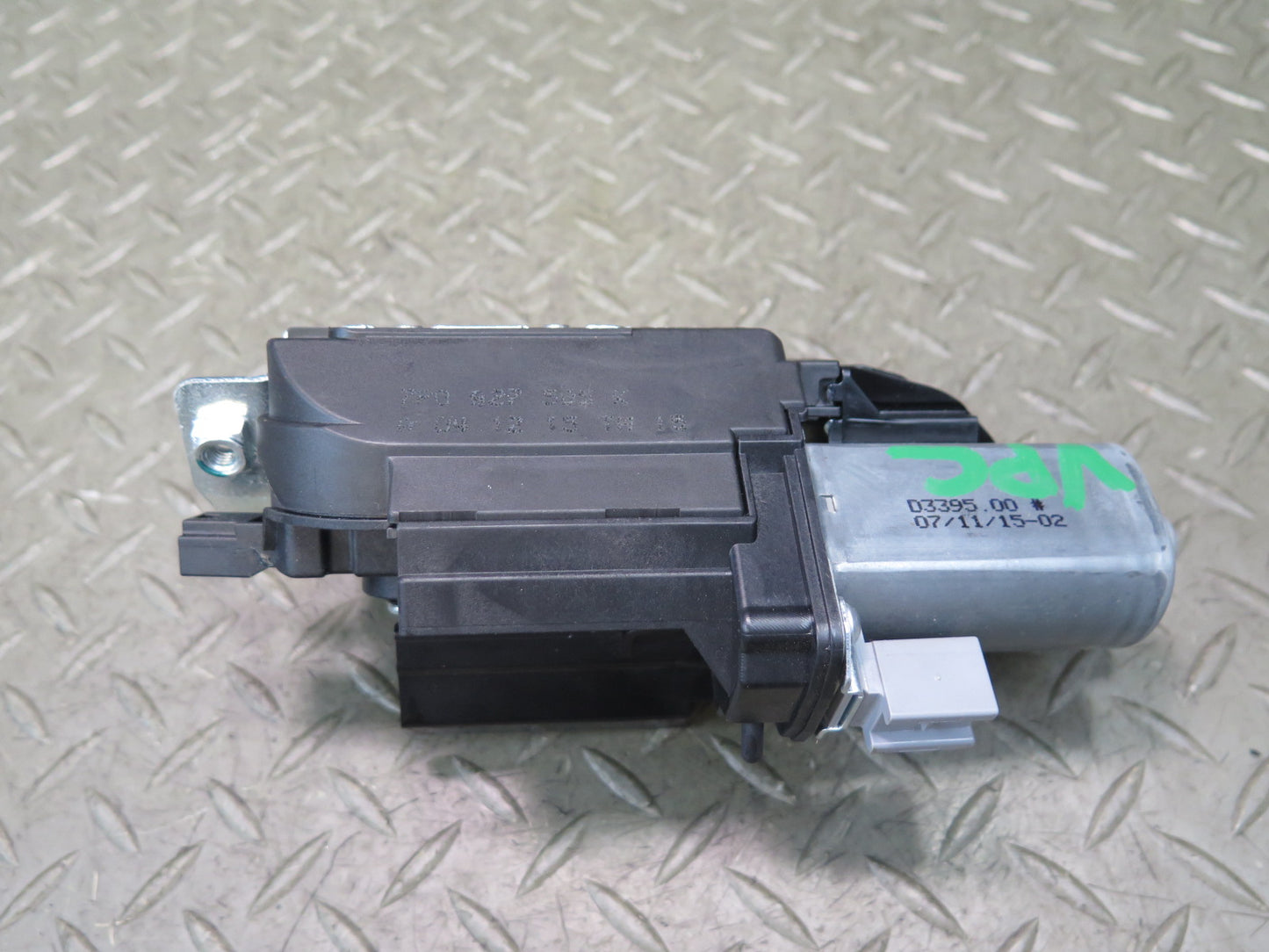 2011-2018 Porsche Cayenne 958 Rear Trunk Lid Hatch Lock Latch Actuator