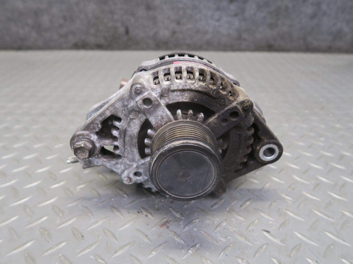 10-13 Lexus IS250 GSE20L 2.5L 4GRFSE Convertible Engine Generator Alternator OEM