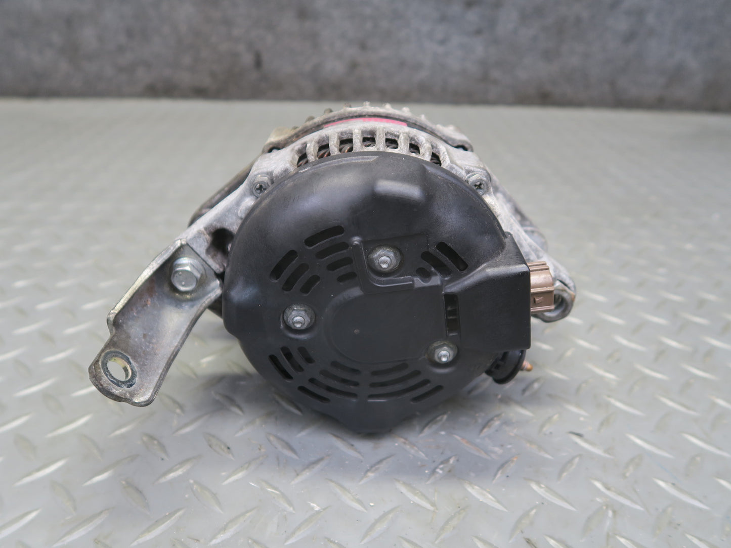 10-13 Lexus IS250 GSE20L 2.5L 4GRFSE Convertible Engine Generator Alternator OEM