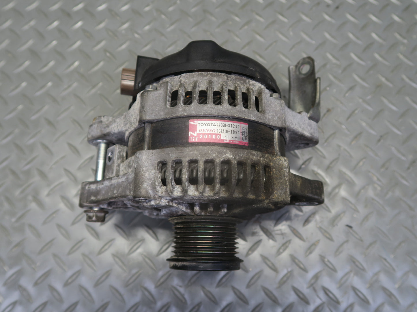 10-13 Lexus IS250 GSE20L 2.5L 4GRFSE Convertible Engine Generator Alternator OEM
