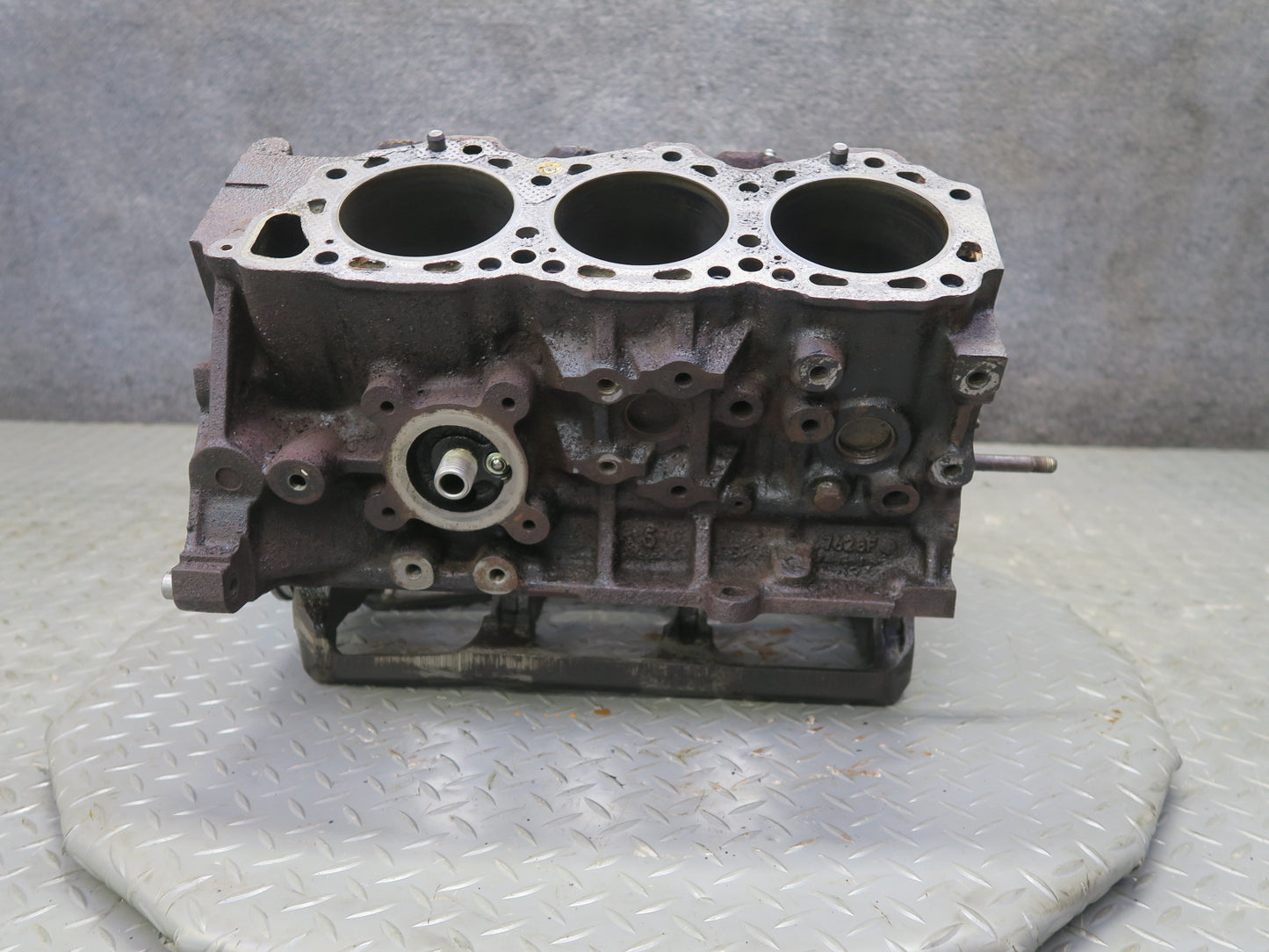 87-89 Nissan Z31 300ZX VG30E NA Engine Motor Block w Oil Dipstick OEM
