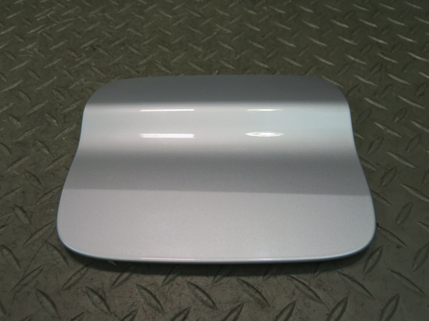 2014-2018 BMW F15 X5 Fuel Tank Filler Door Lid Cover Silver 7312316