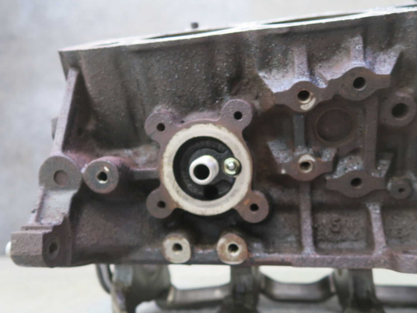 87-89 Nissan Z31 300ZX VG30E NA Engine Motor Block w Oil Dipstick OEM