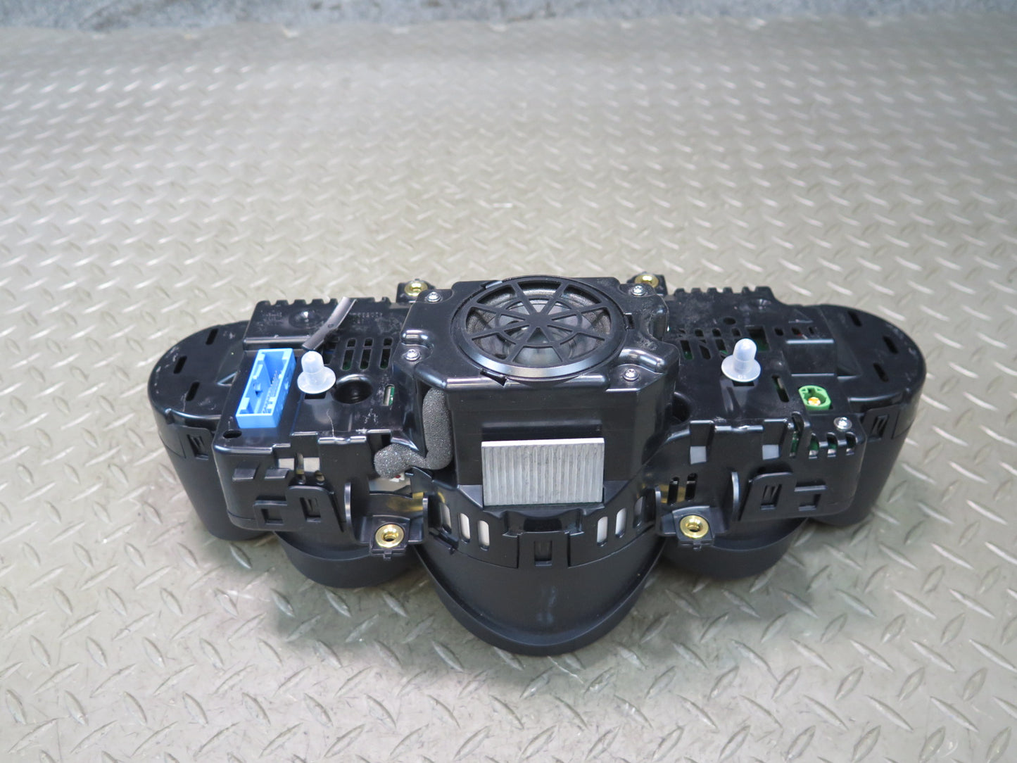 2015-2016 Porsche Cayenne E-hybrid 958.2 Instrument Cluster Gauge Speedometer