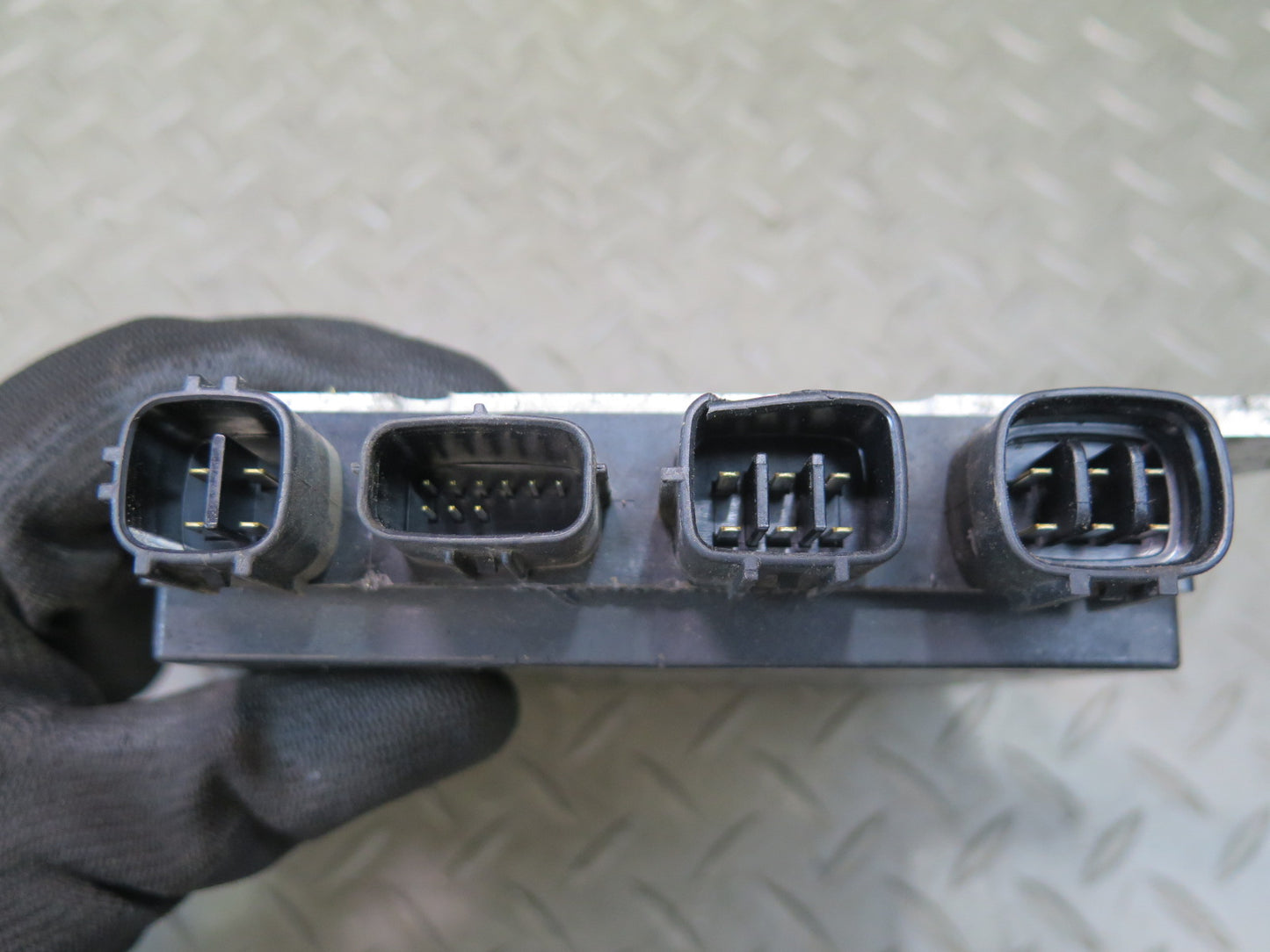 06-13 Lexus IS250 2GRFSE Injector Control Module ECU 89871-30030 OEM