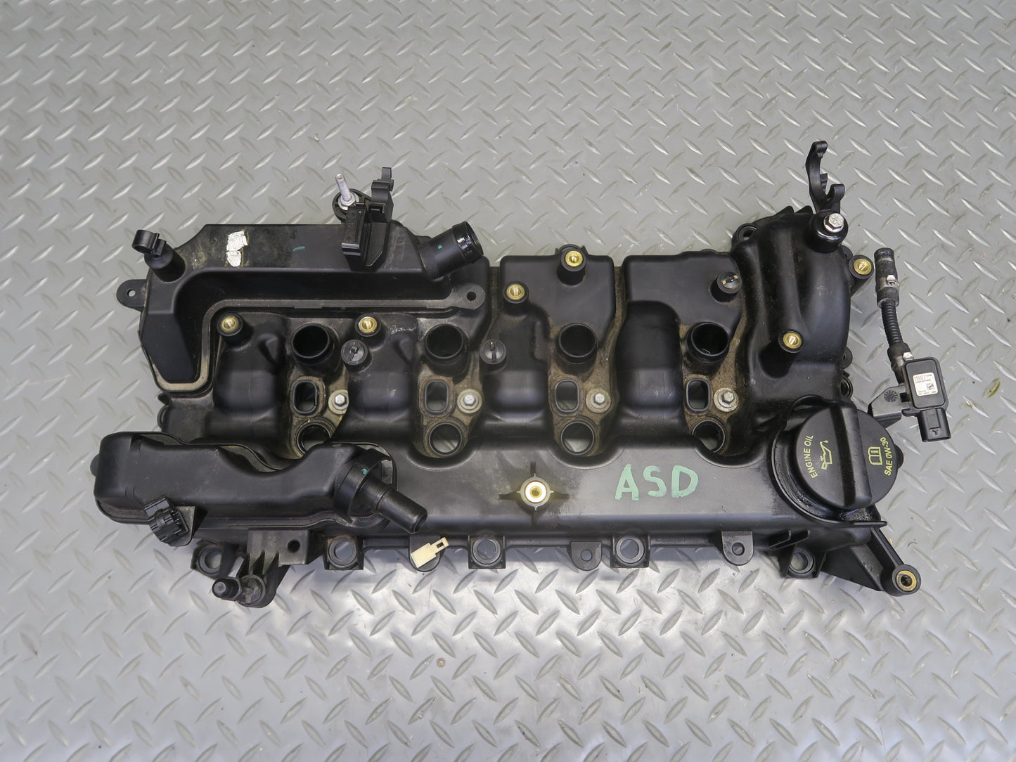 2017-2020 Alfa Romeo Stelvio 2.0L Engine Valve Cylinder Head Cover 88K Miles