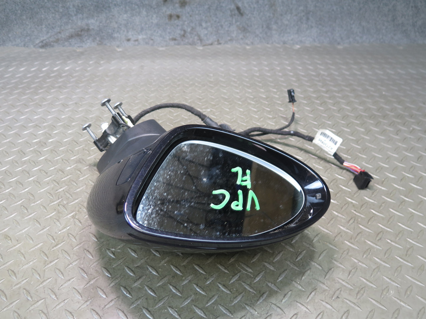 15-18 Porsche Cayenne 958.2 Left Door Auto Dim Side View Mirror w Blind Spot