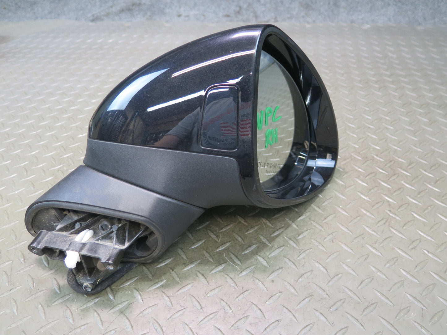 15-18 Porsche Cayenne 958.2 Right Door Auto Dim Side View Mirror w Blind Spot