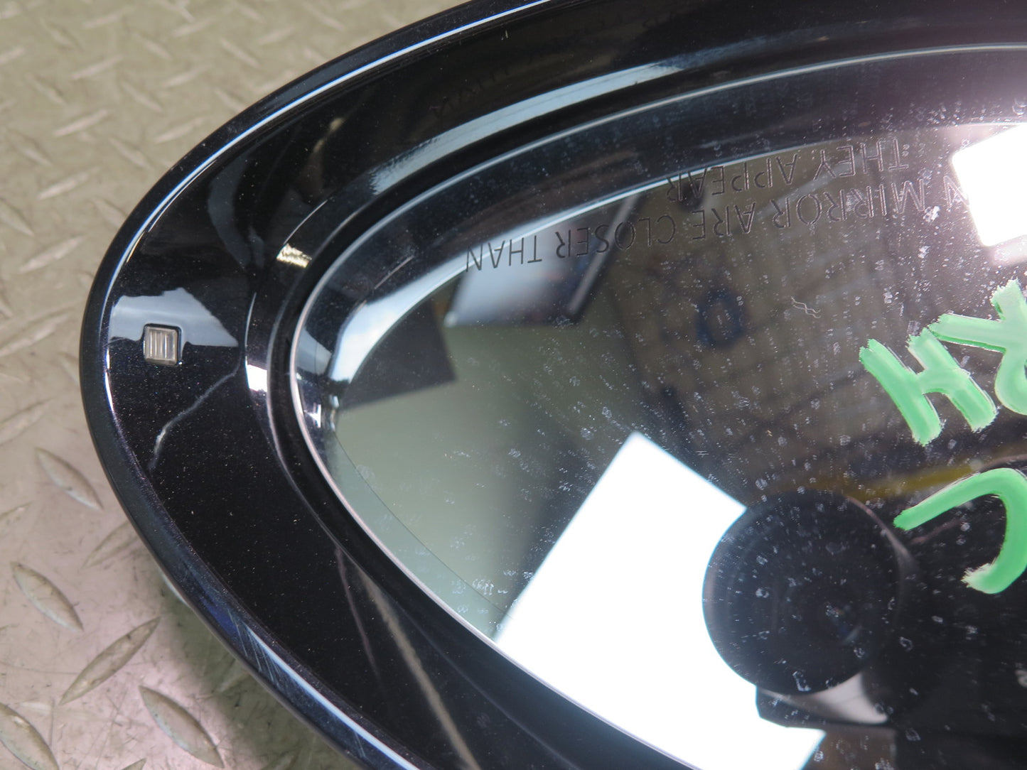 15-18 Porsche Cayenne 958.2 Right Door Auto Dim Side View Mirror w Blind Spot