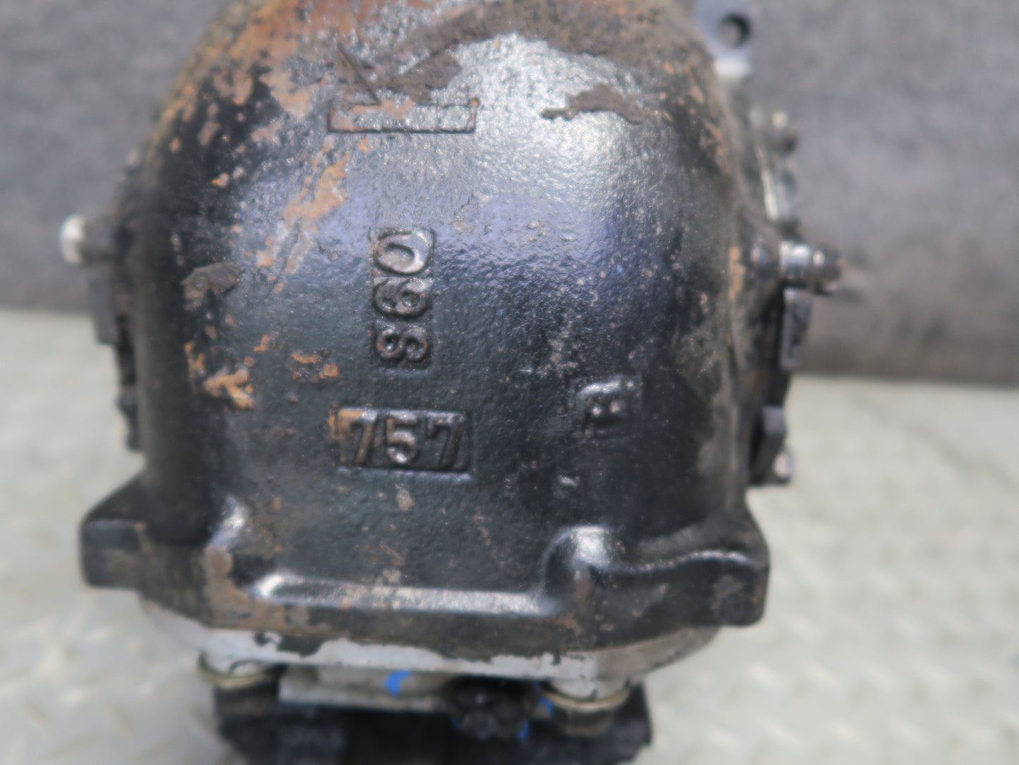1982 Datsun Nissan 280ZX S130 A/T NA Rear Differential Carrier 3.545 Ratio OEM