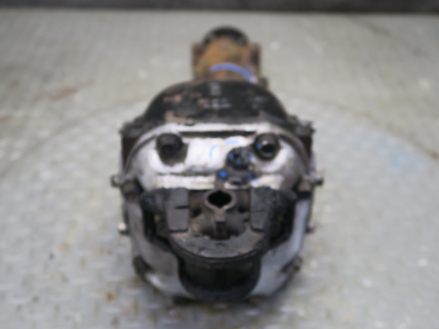 1982 Datsun Nissan 280ZX S130 A/T NA Rear Differential Carrier 3.545 Ratio OEM