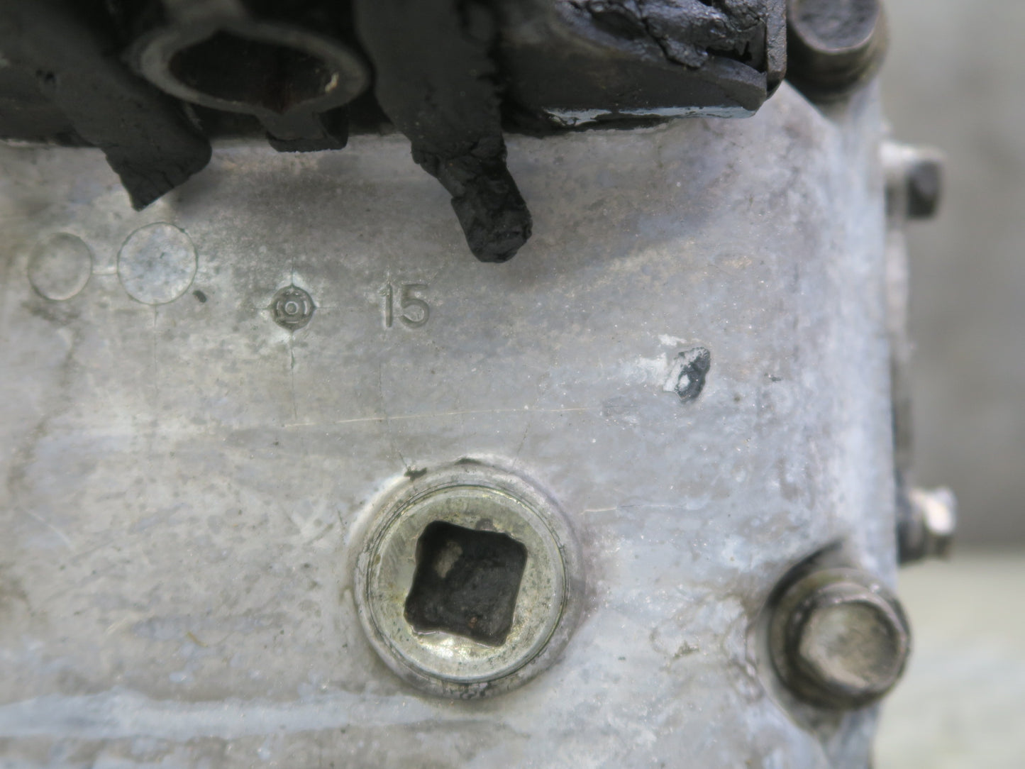 1982 Datsun Nissan 280ZX S130 A/T NA Rear Differential Carrier 3.545 Ratio OEM
