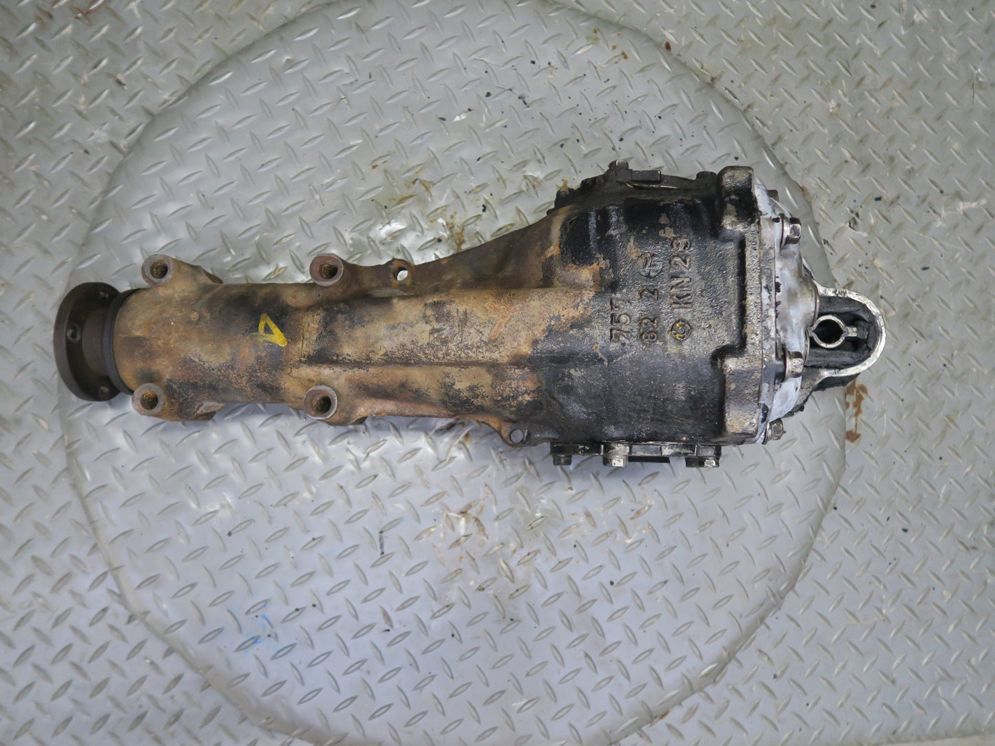 1982 Datsun Nissan 280ZX S130 A/T NA Rear Differential Carrier 3.545 Ratio OEM