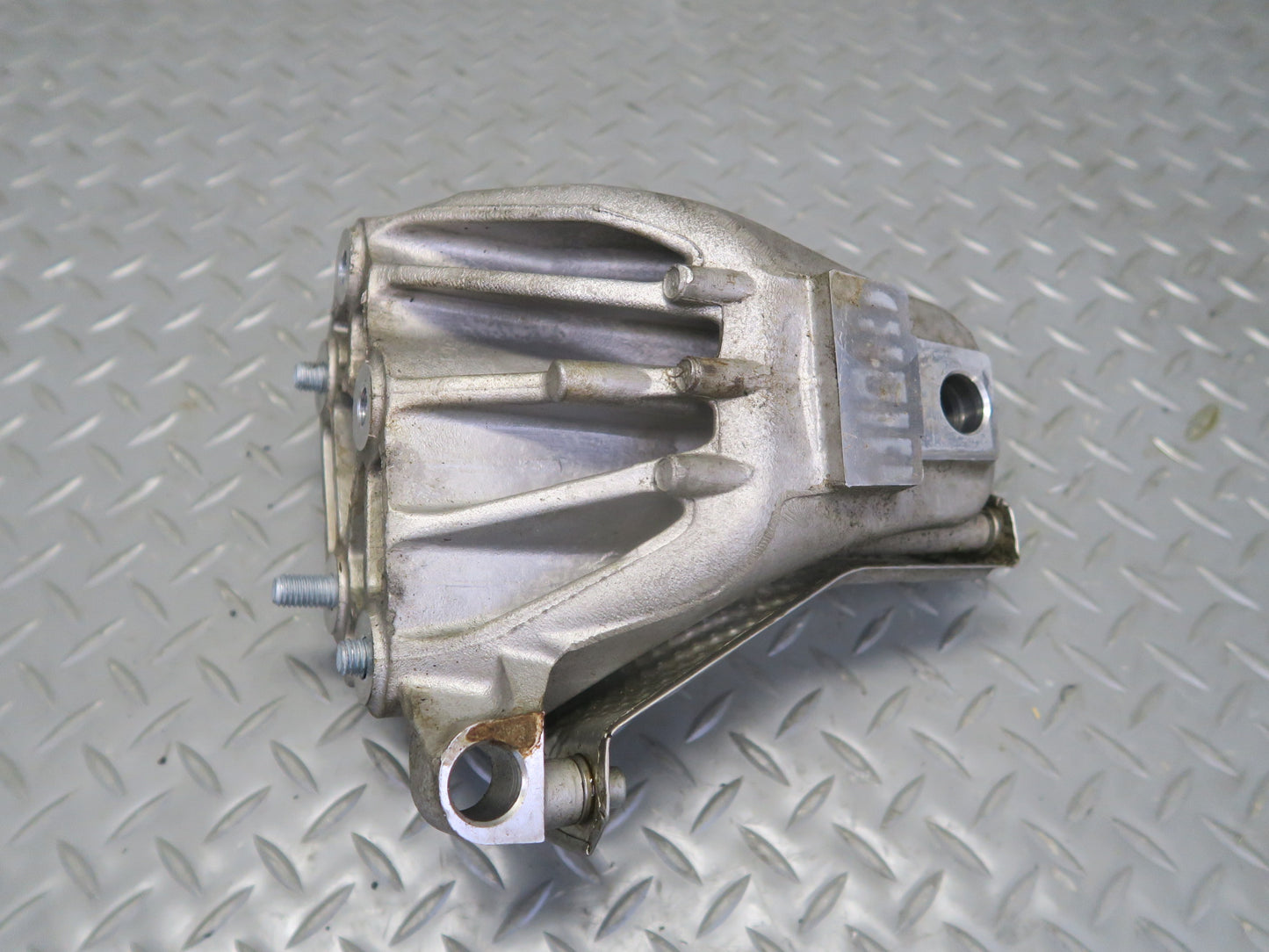 2017-2019 Alfa Romeo Stelvio 2.0L AWD Set of 2 Left & Right Engine Motor Mount