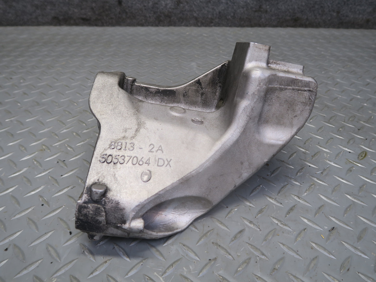 2017-2019 Alfa Romeo Stelvio 2.0L AWD Set of 2 Left & Right Engine Motor Mount