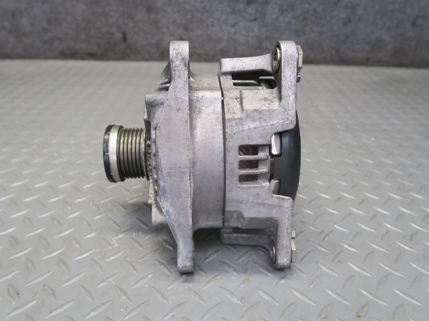 2017-2023 Alfa Romeo Stelvio 2.0L AWD 180A Engine Alternator Generator 50537696