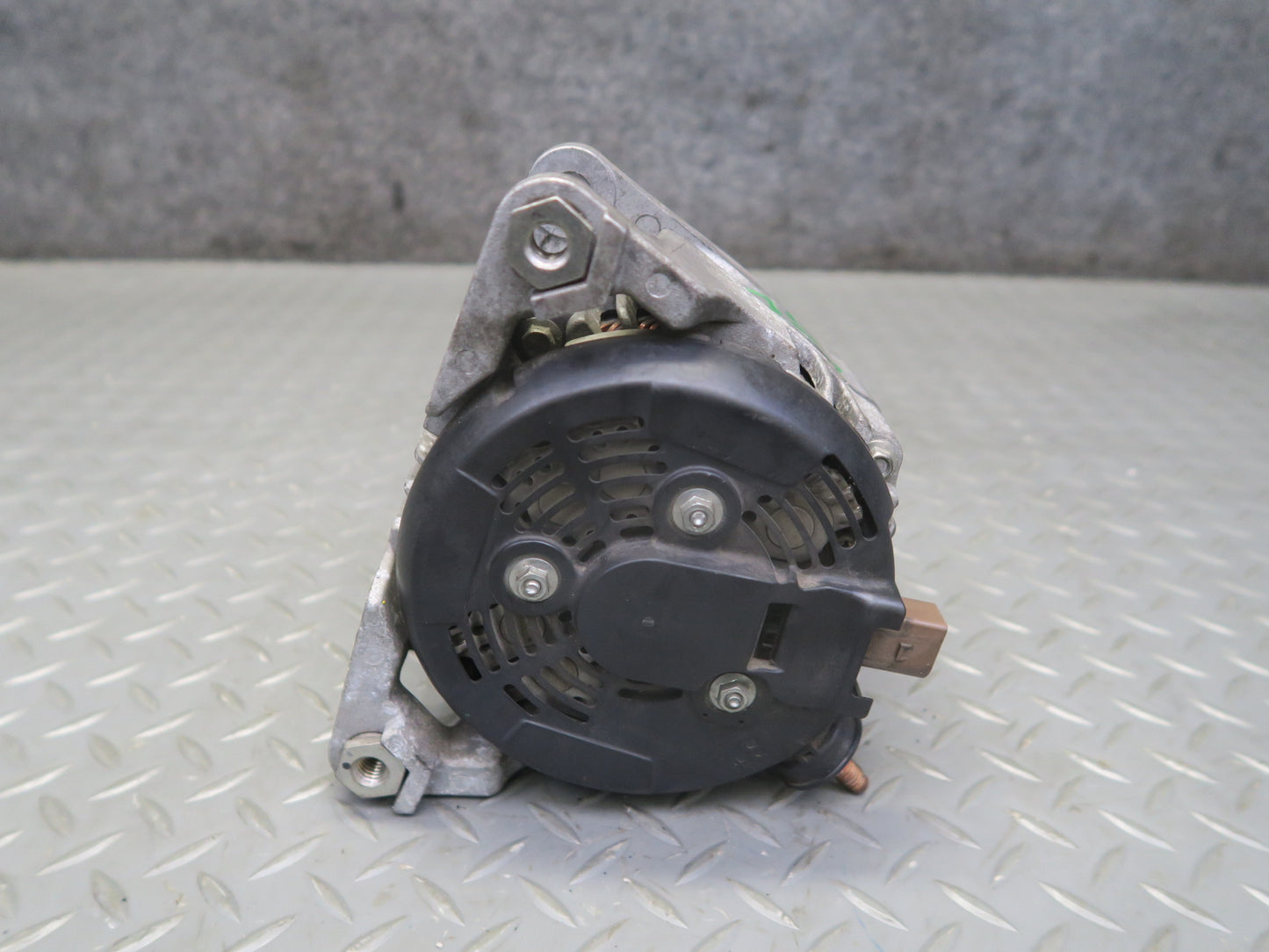 2017-2023 Alfa Romeo Stelvio 2.0L AWD 180A Engine Alternator Generator 50537696
