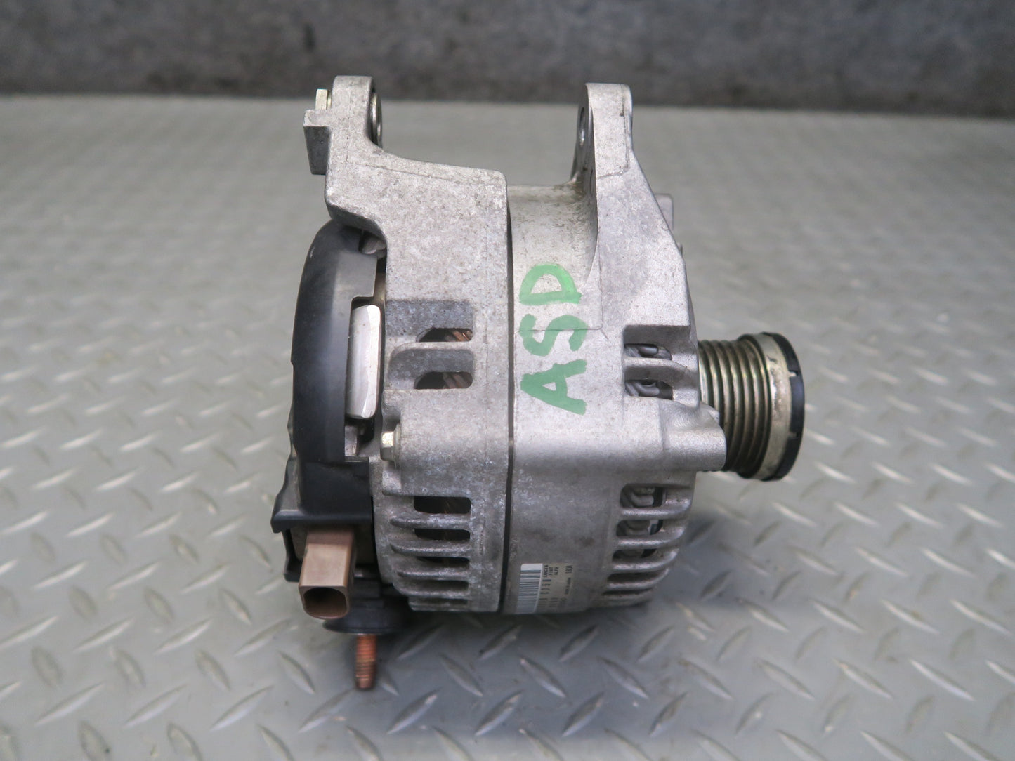 2017-2023 Alfa Romeo Stelvio 2.0L AWD 180A Engine Alternator Generator 50537696