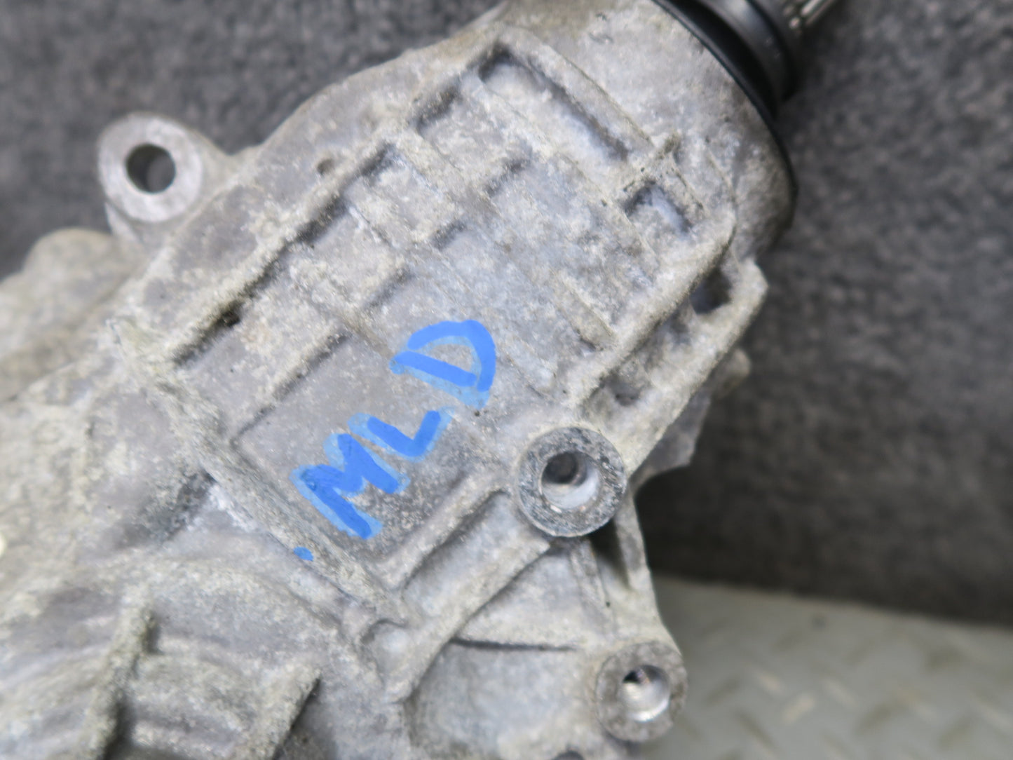 2017-2020 Maserati Levante M161 3.0L AWD Front Differential Carrier 6700321830