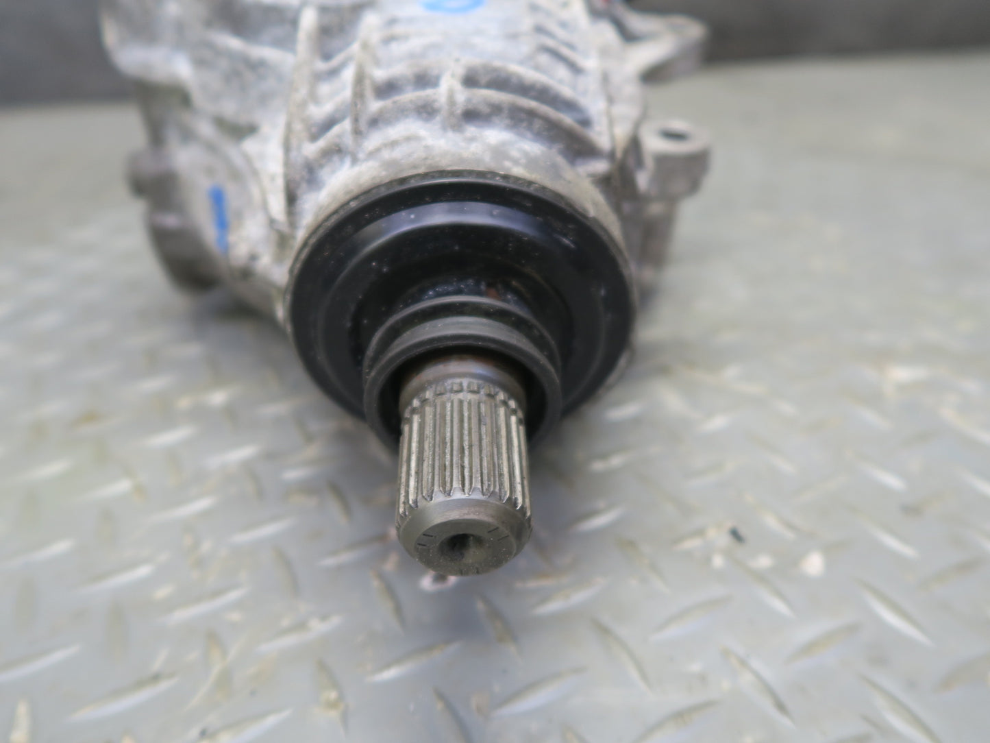 2017-2020 Maserati Levante M161 3.0L AWD Front Differential Carrier 6700321830
