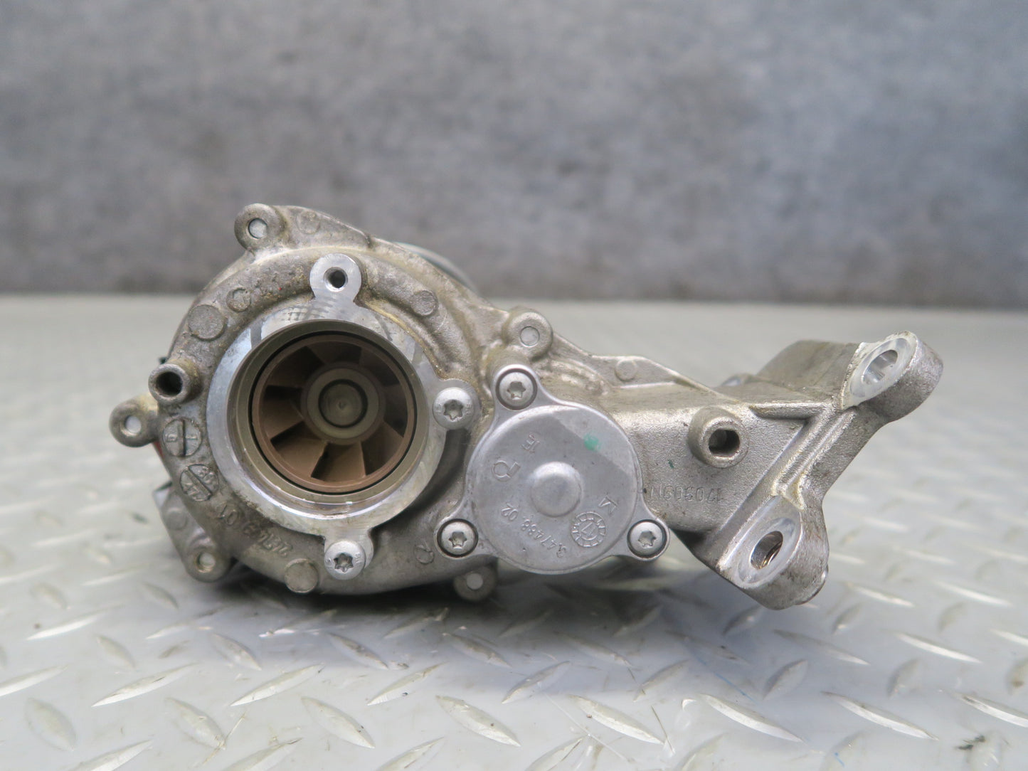 2017-2019 Alfa Romeo Stelvio 2.0L AWD Engine Water Coolant Pump 88K Miles