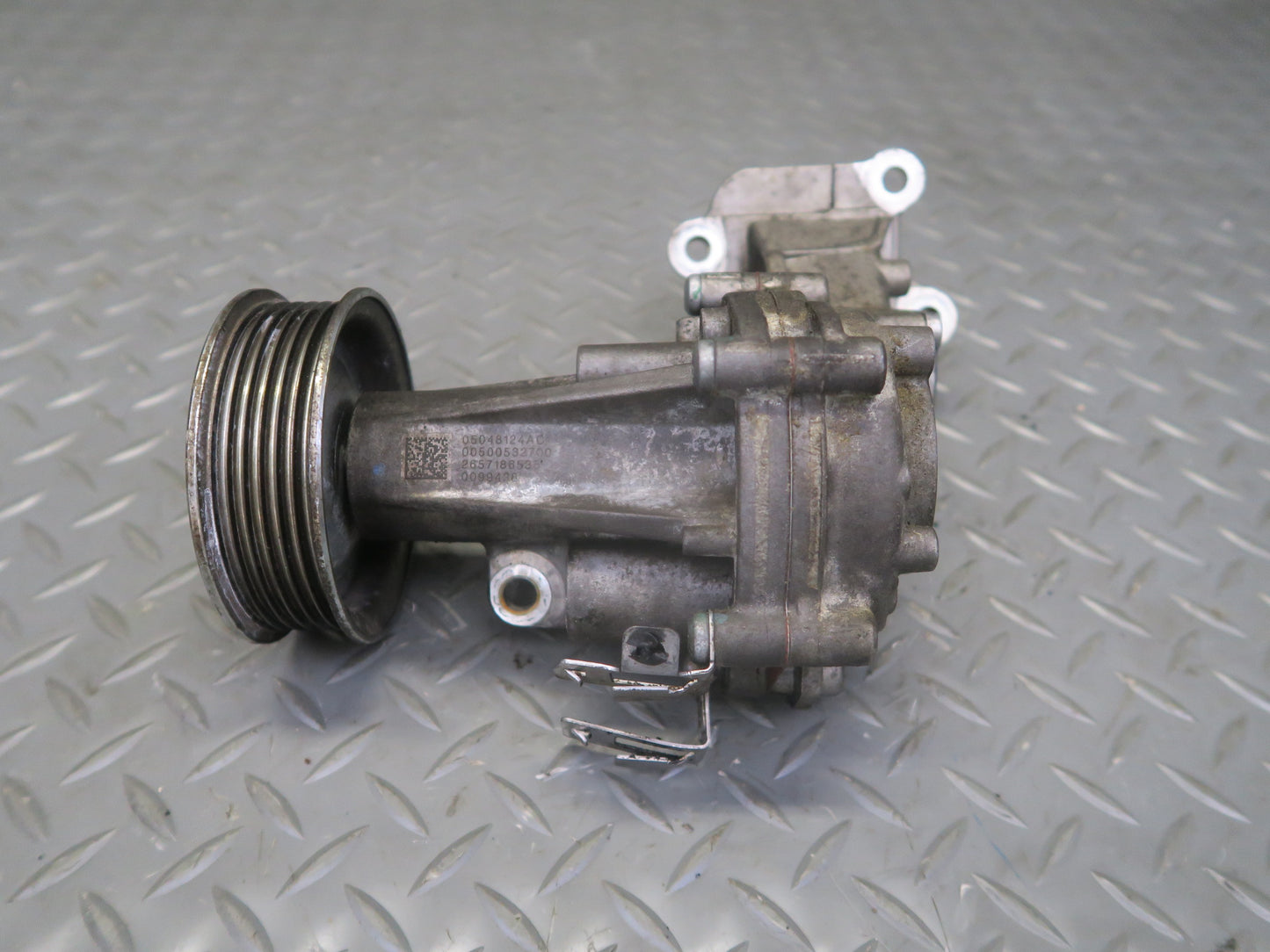 2017-2019 Alfa Romeo Stelvio 2.0L AWD Engine Water Coolant Pump 88K Miles