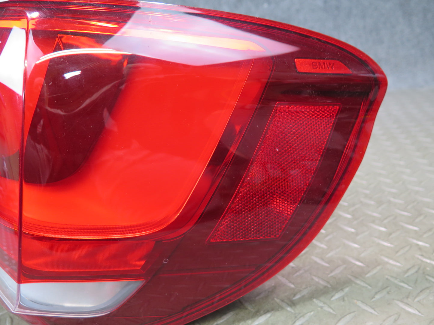 2014-2018 BMW F15 X5 Rear Right Passenger Side LED Quarter Tail Light Lamp