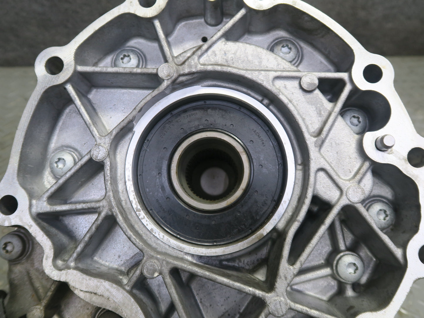2017-2019 Alfa Romeo Stelvio 2.0L AWD Transfer Case Box 88K Miles