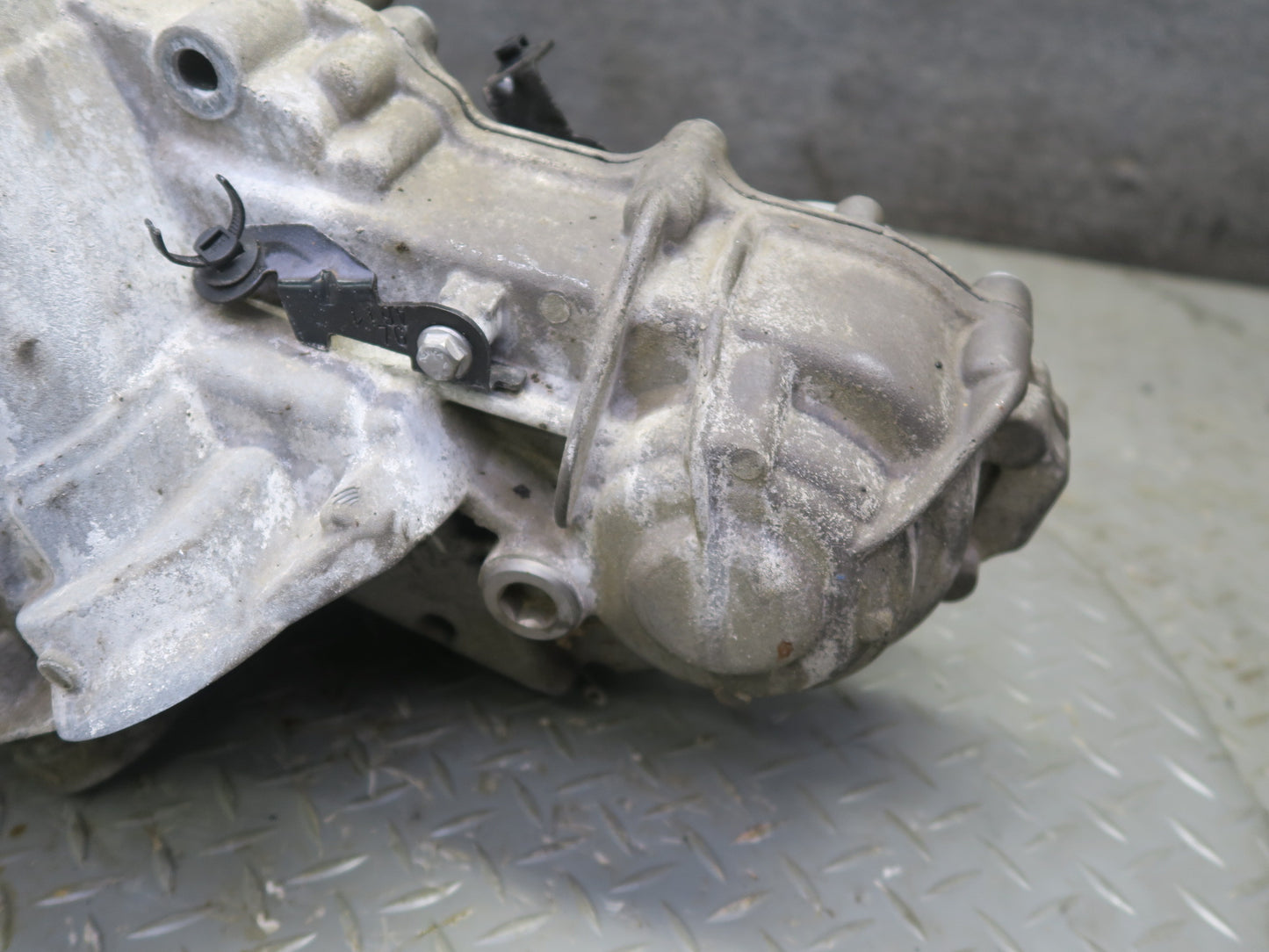 2017-2019 Alfa Romeo Stelvio 2.0L AWD Transfer Case Box 88K Miles