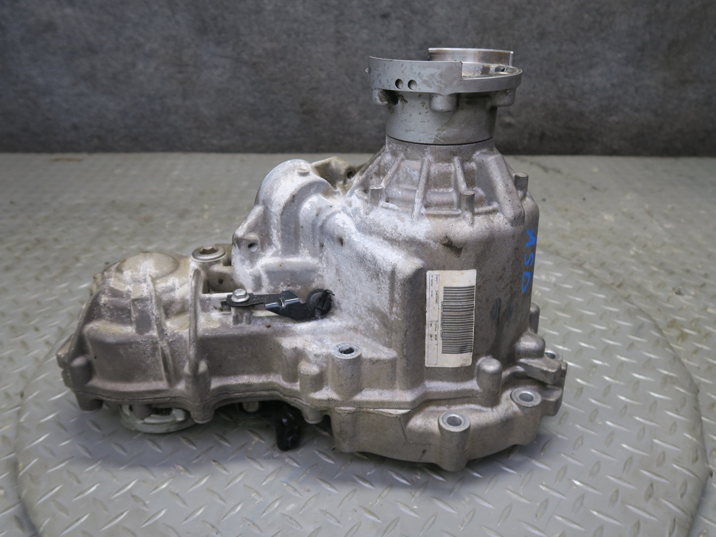 2017-2019 Alfa Romeo Stelvio 2.0L AWD Transfer Case Box 88K Miles