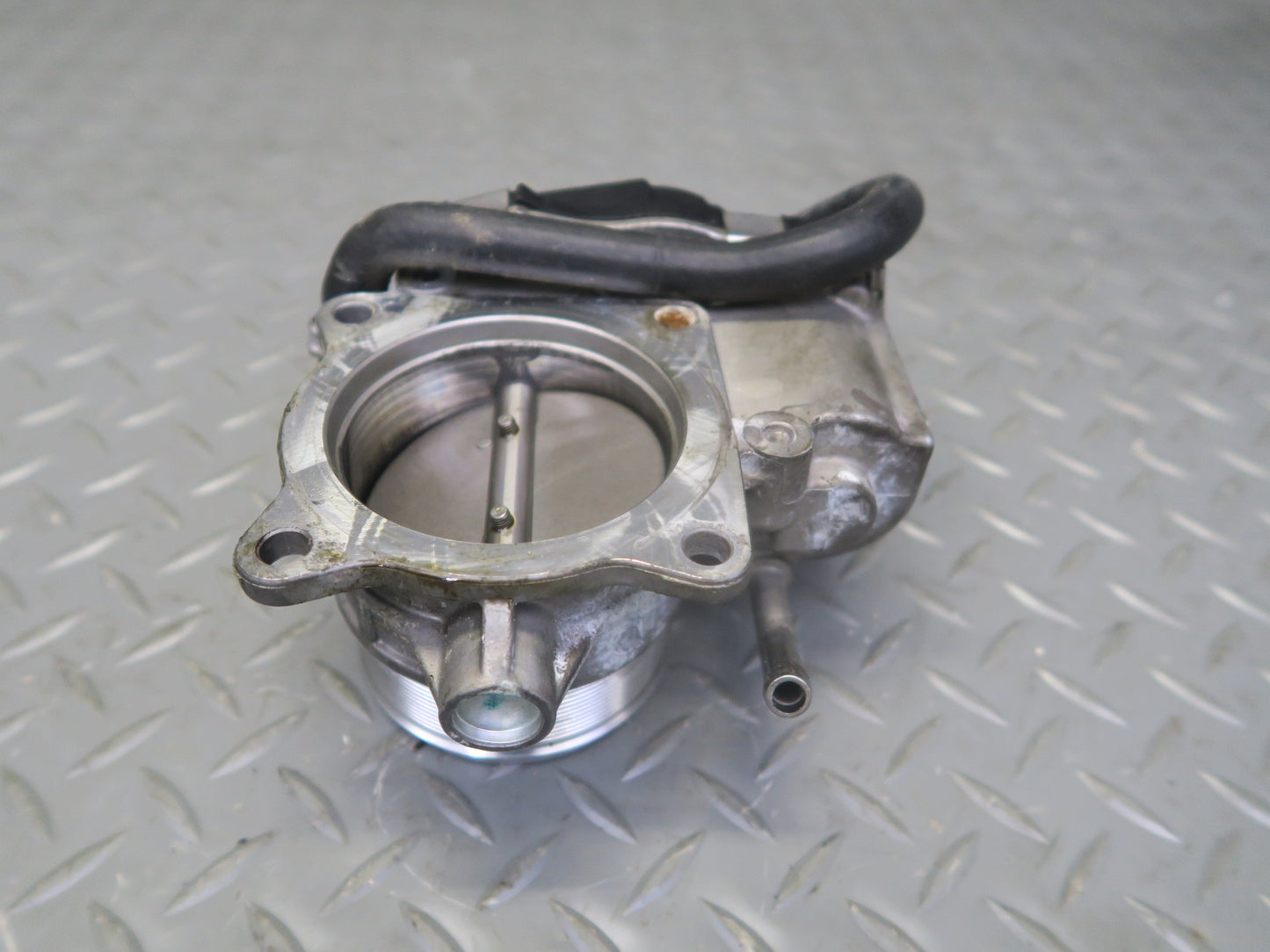 2017-2019 Alfa Romeo Stelvio 2.0L Engine Motor Throttle Body 88K 04893625AB