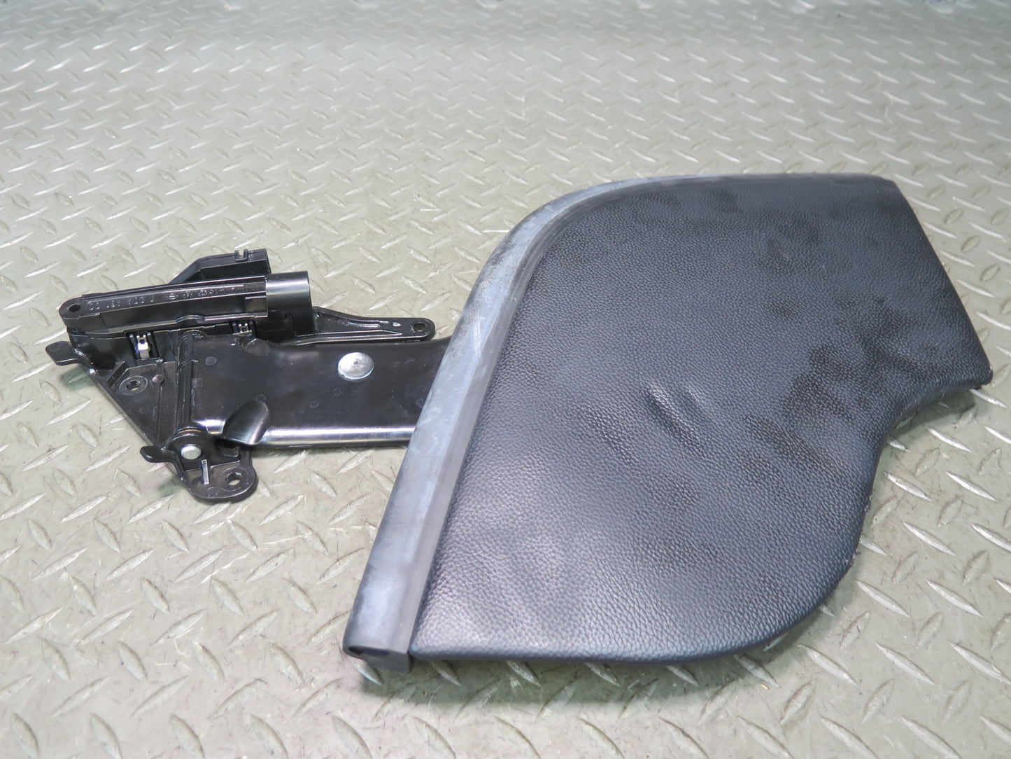 03-06 Mercedes R230 SL Convertible Rear Left & Right TOP Roof Flap Cover Set OEM