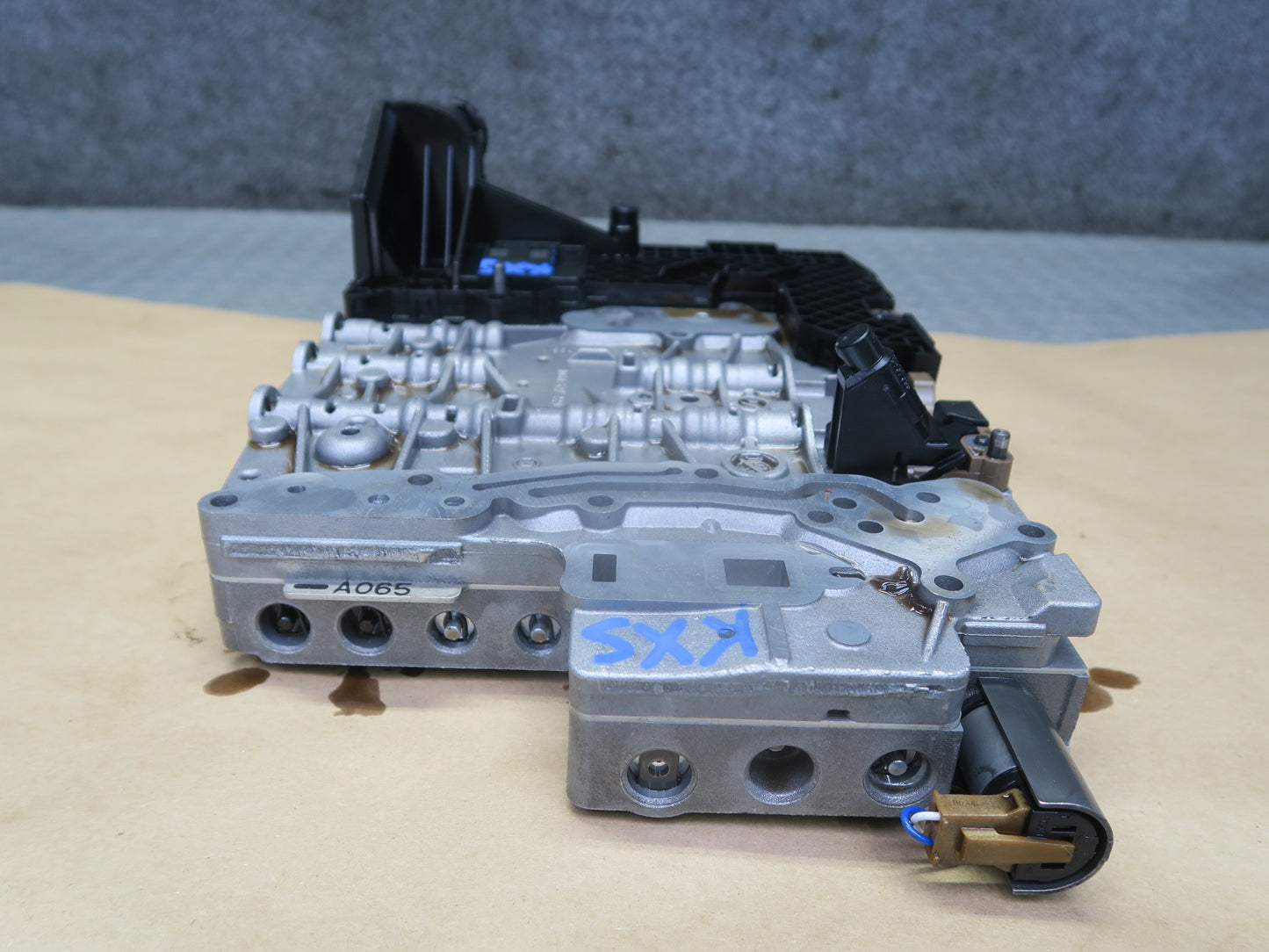 2010-2014 BMW E71 X6M 6HP-26z Transmission Valve Body Mechatronic 1068427229