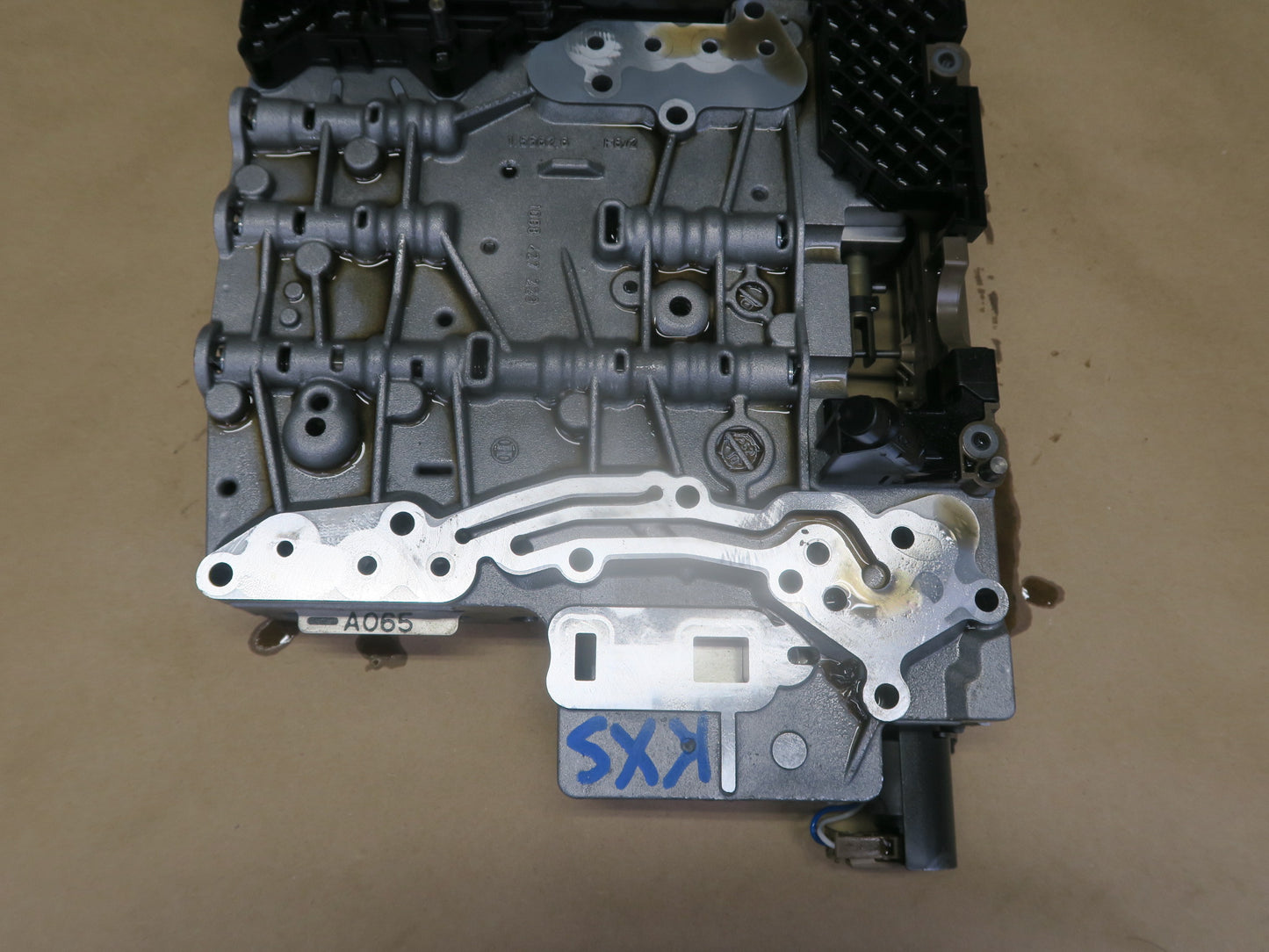 2010-2014 BMW E71 X6M 6HP-26z Transmission Valve Body Mechatronic 1068427229