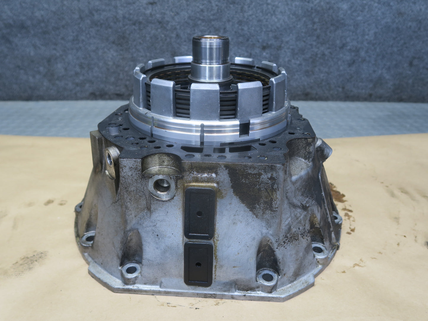2002-2005 Mercedes W463 G500 722.630 A/T Transmission Bell Housing w Oil Pump