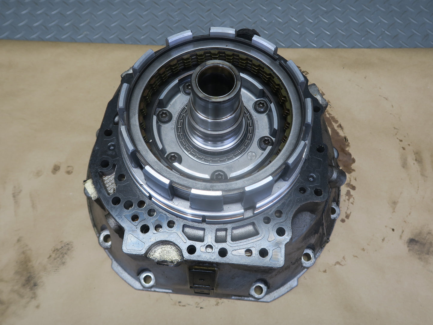 2002-2005 Mercedes W463 G500 722.630 A/T Transmission Bell Housing w Oil Pump