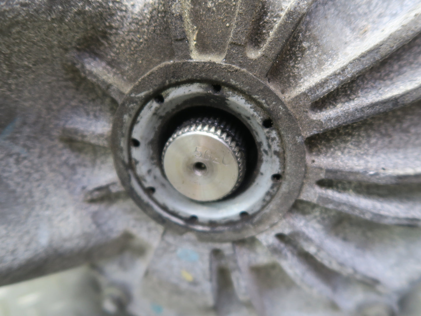 06-07 Chevrolet Corvette C6 Rear Differential Carrier 2:56 Ratio 12583200 OEM