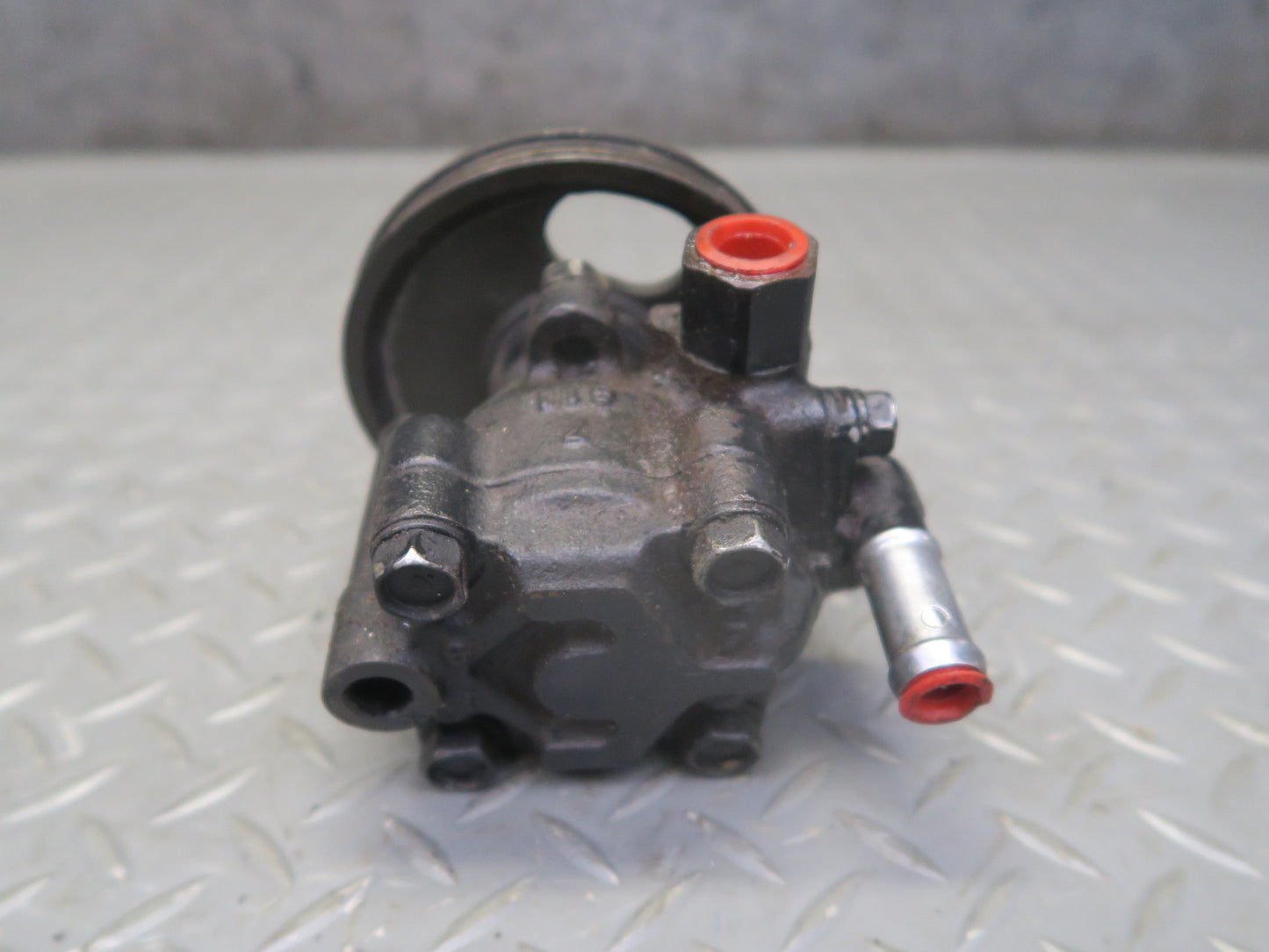 87-89 Nissan Z31 300ZX Power Steering Pump w Pulley OEM