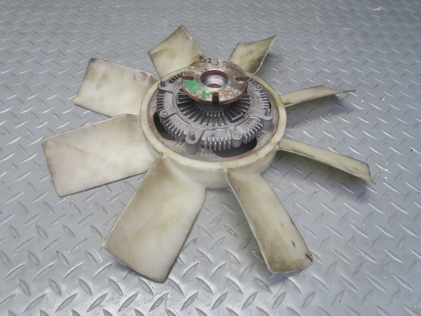 84-89 Nissan Z31 300ZX 3.0L VG30 Engine Cooling Fan Blade & Clutch OEM