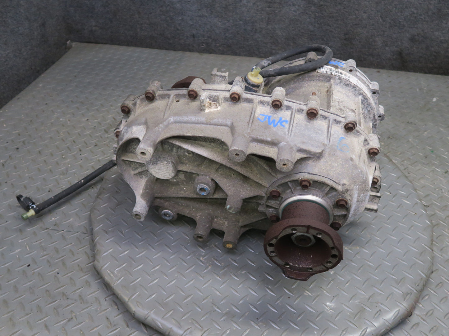 12-17 Jeep Wrangler JK 3.6L A/T Rock-trac 4:1 Transfer Case 75K 52123503AB OEM