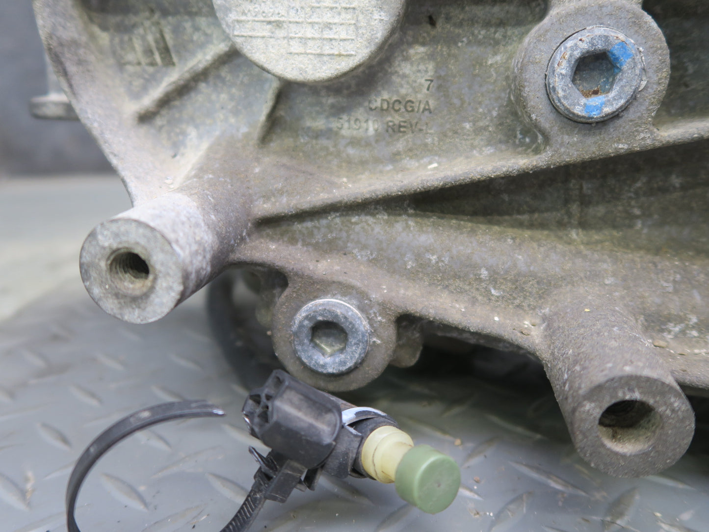 12-17 Jeep Wrangler JK 3.6L A/T Rock-trac 4:1 Transfer Case 75K 52123503AB OEM