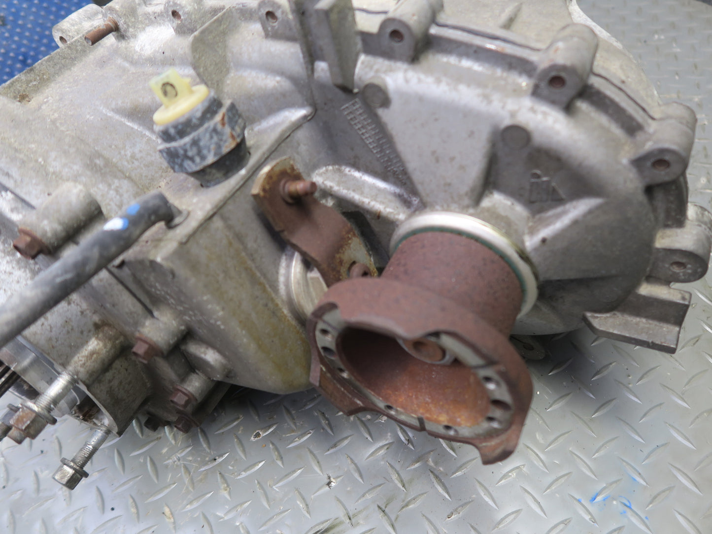 12-17 Jeep Wrangler JK 3.6L A/T Rock-trac 4:1 Transfer Case 75K 52123503AB OEM