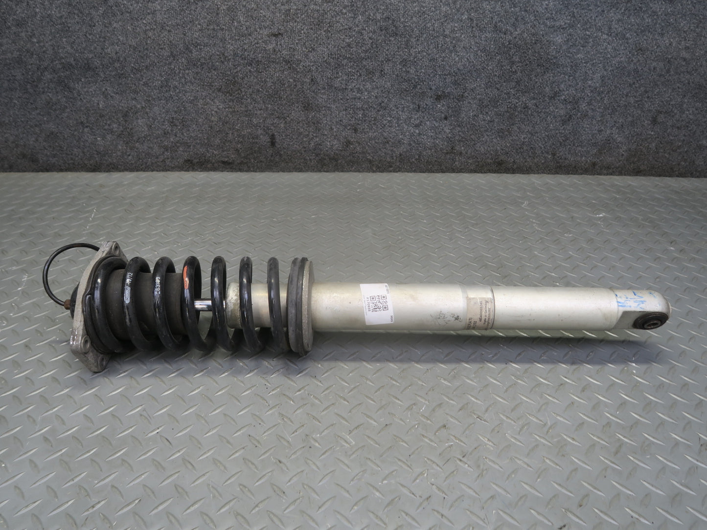 2008-2016 Maserati Granturismo M145 RWD Coupe Front Right Strut Shock Absorber