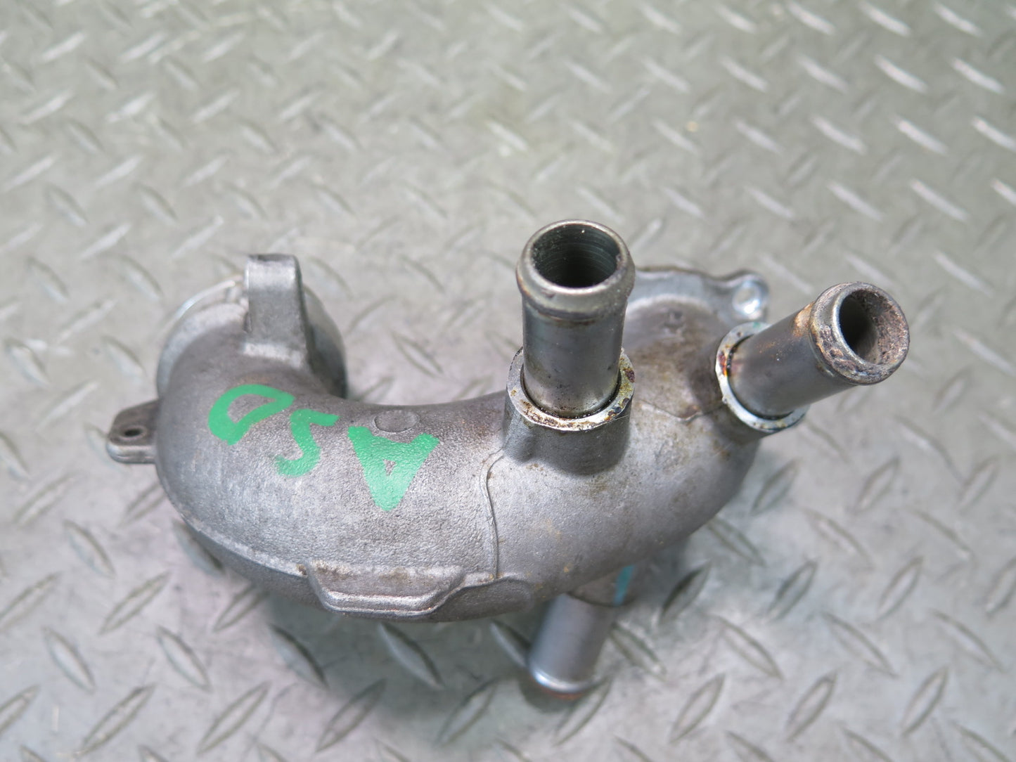 2017-2023 Alfa Romeo Stelvio 2.0L Engine Water Coolant Pump Hose Pipe Line