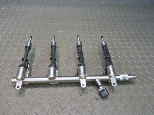 2017-2023 Alfa Romeo Stelvio 2.0L Engine Fuel Injection Rail Line W/ Injectors