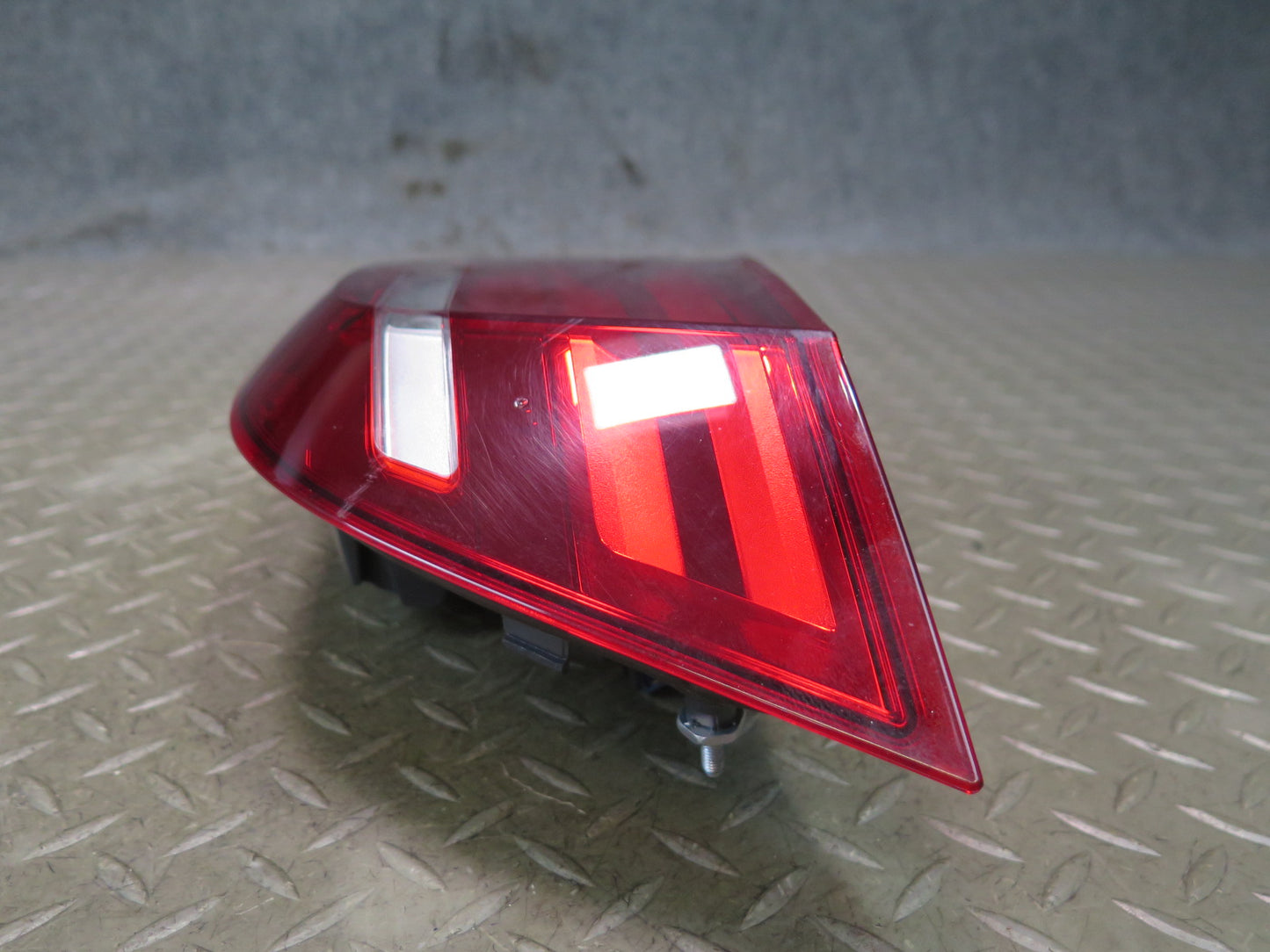 2014-2018 BMW F15 X5 Rear Left & Right Inner Trunk Lid Tail Light Lamp Set of 2